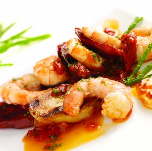 Pan-fry Scallops, King Prawns, Chorizo & Garlic Butter